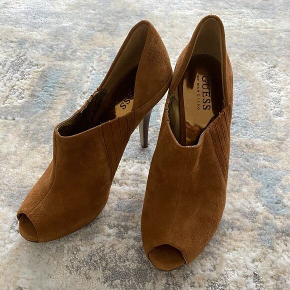 GUESS Ankle Open Toe Booties Suede Heels Boots Sz 6.5 - Picture 1 of 6